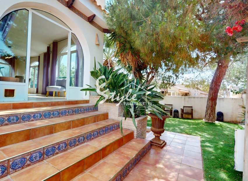 Resale - Villa - Villamartín - Las Filipinas