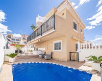Resale - Villa - Villamartin - Montegolf