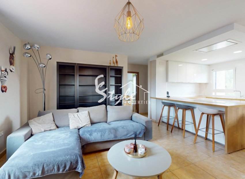 Resale - Villa - Villamartin, Orihuela Costa - La Zenia