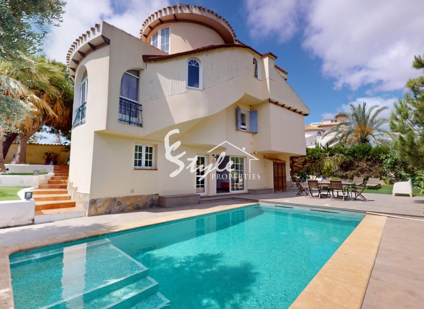 Resale - Villa - Villamartin, Orihuela Costa - Las Filipinas