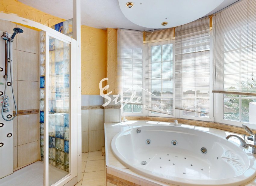 Resale - Villa - Villamartin, Orihuela Costa - Las Filipinas