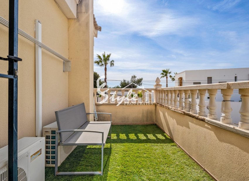 Resale - Villa - Villamartin, Orihuela Costa - Las Filipinas