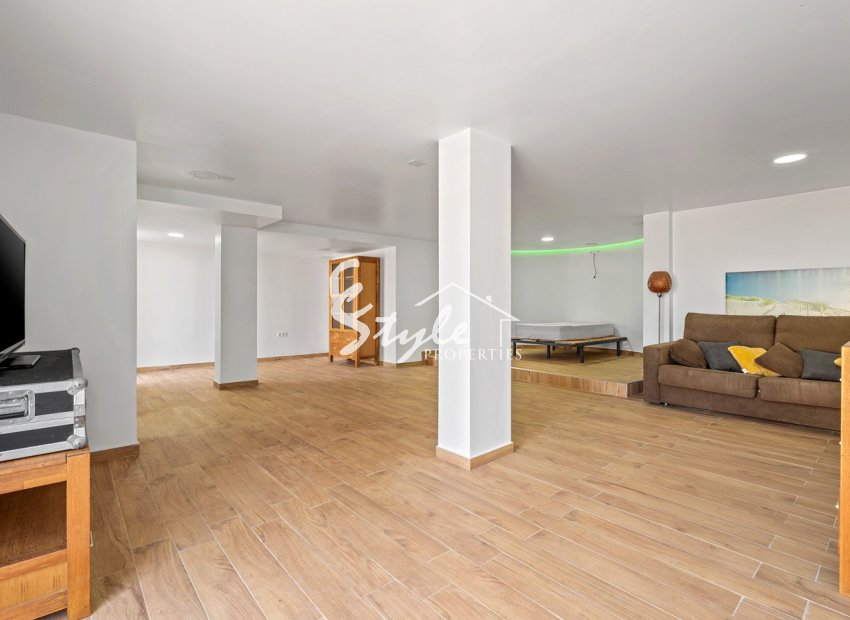 Resale - Villa - Villamartin, Orihuela Costa - Las Filipinas