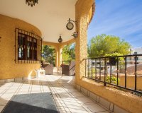 Resale - Villa - Villamartin, Orihuela Costa - Res. Las Filipinas