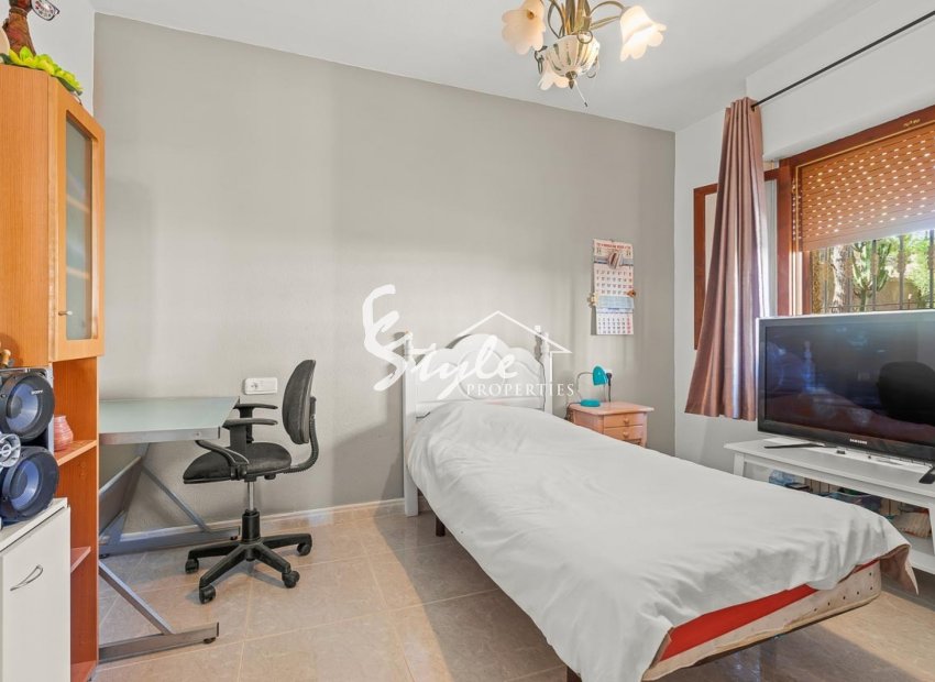 Resale - Villa - Villamartin, Orihuela Costa - Res. Las Filipinas