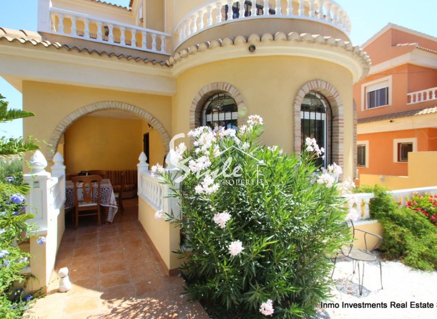 Resale - Villa - Villamartin, Orihuela Costa - Villacosta