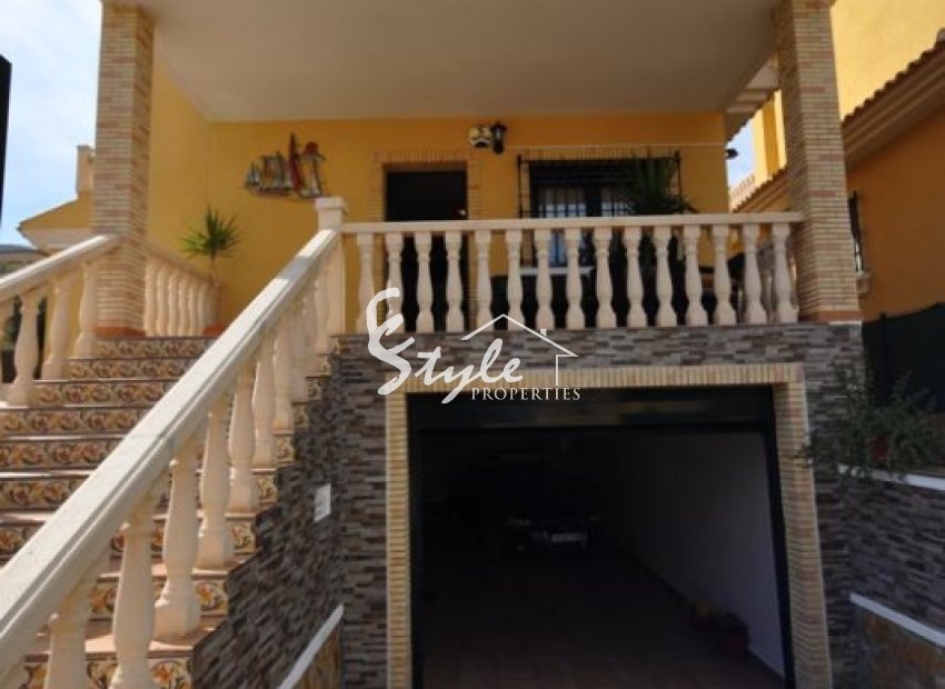 Resale - Villa - Villamartin, Orihuela Costa - Villamartin