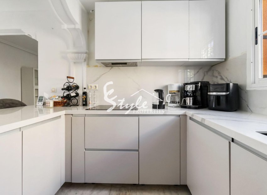 Resale - Villa - Villamartin, Orihuela Costa - Villamartin