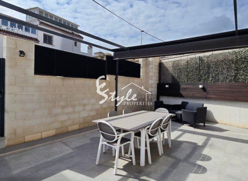 Resale - Villa - Villamartin, Orihuela Costa - Villamartin