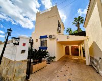Resale - Villa - Villamartin, Orihuela Costa - Villamartin