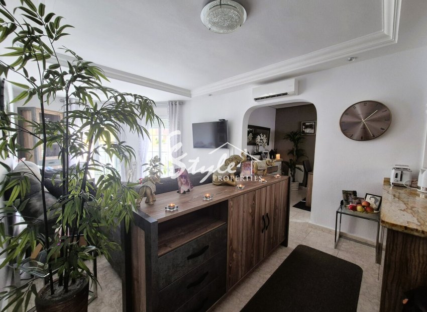 Resale - Villa - Villamartin, Orihuela Costa - Villamartin