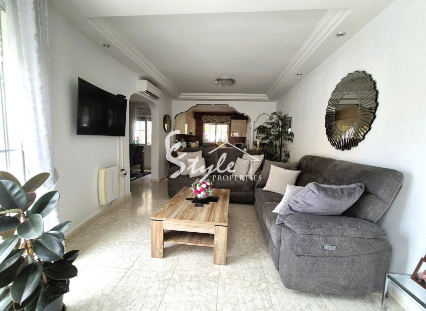 Resale - Villa - Villamartin, Orihuela Costa - Villamartin