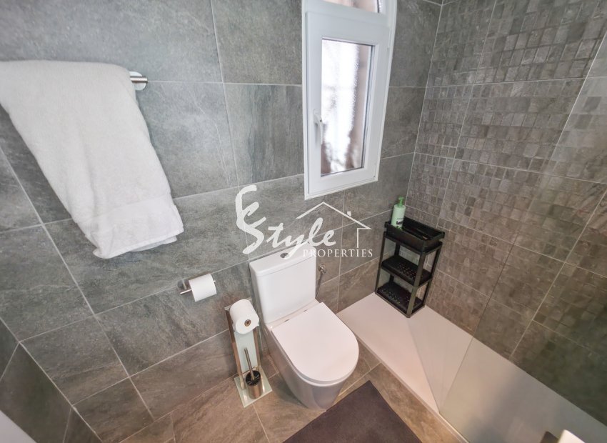 Resale - Villa - Villamartin, Orihuela Costa - Villamartin