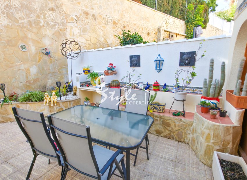 Resale - Villa - Villamartin, Orihuela Costa - Villamartin