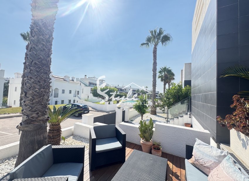 Resale - Villa - Villamartin, Orihuela Costa - Villamartin