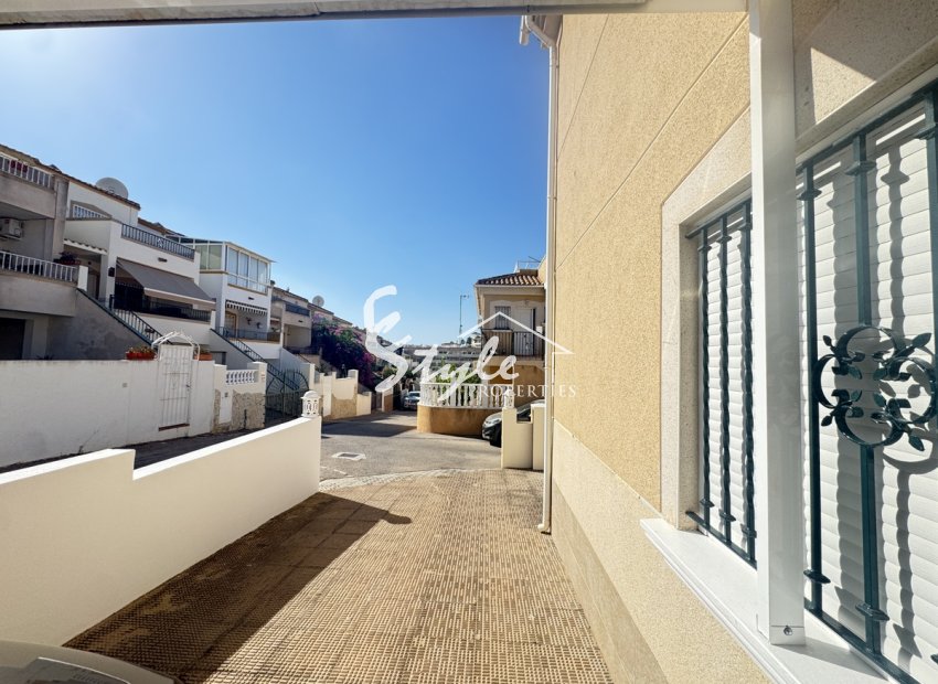 Resale - Villa - Villamartin, Orihuela Costa - Villamartin
