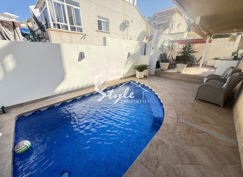Resale - Villa - Villamartin, Orihuela Costa - Villamartin