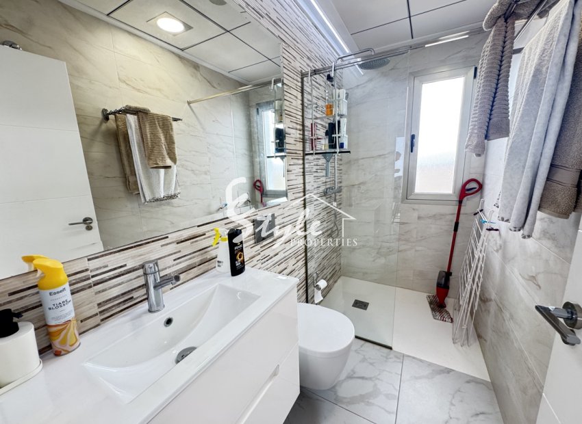 Resale - Villa - Villamartin, Orihuela Costa - Villamartin