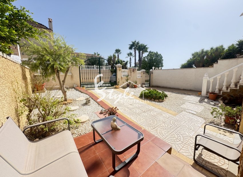 Resale - Villa - Villamartin, Orihuela Costa - Villamartin