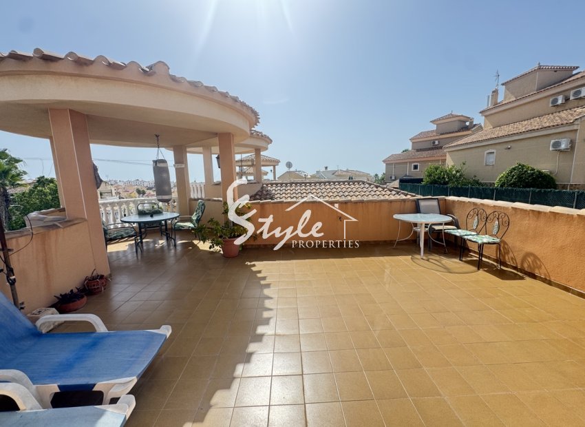 Resale - Villa - Villamartin, Orihuela Costa - Villamartin