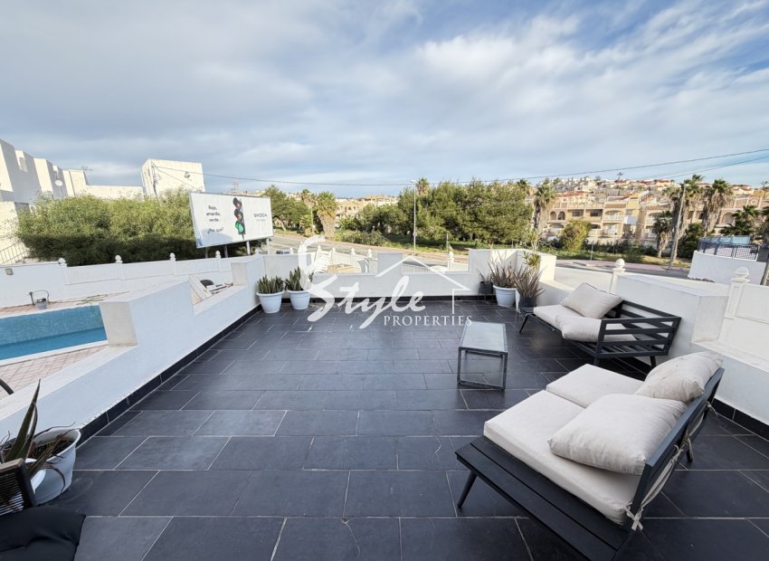 Resale - Villa - Villamartin, Orihuela Costa - Villamartin