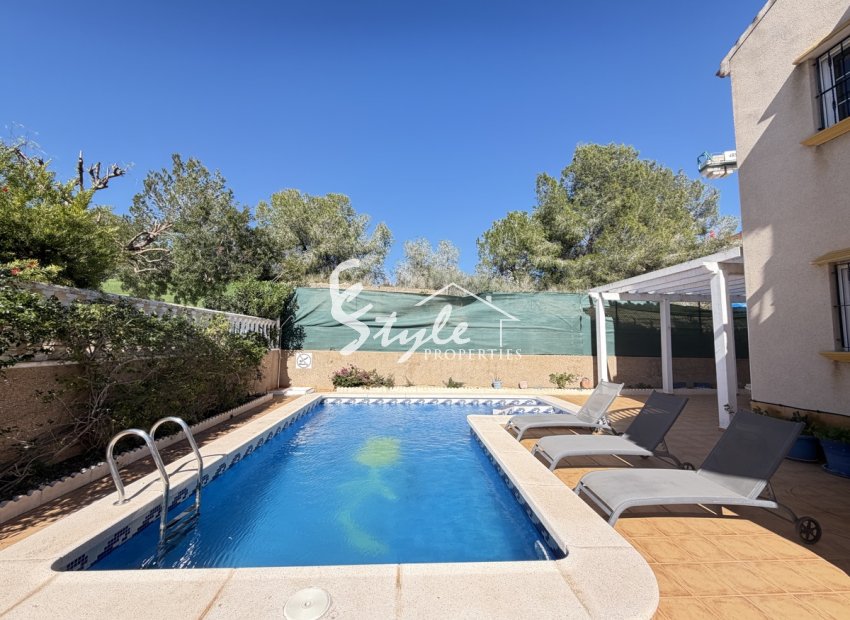 Resale - Villa - Villamartin, Orihuela Costa - Villamartin