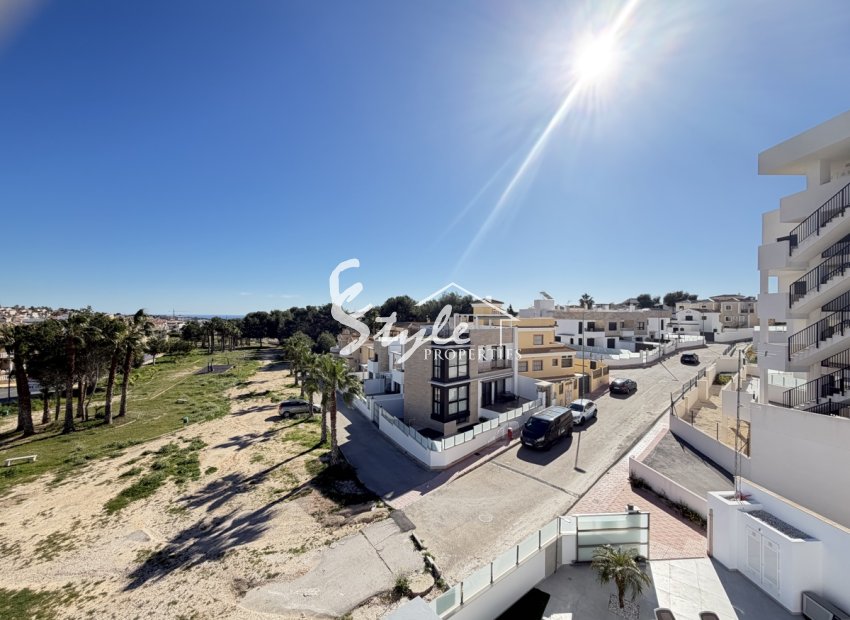 Resale - Villa - Villamartin, Orihuela Costa - Villamartin