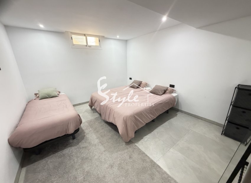 Resale - Villa - Villamartin, Orihuela Costa - Villamartin