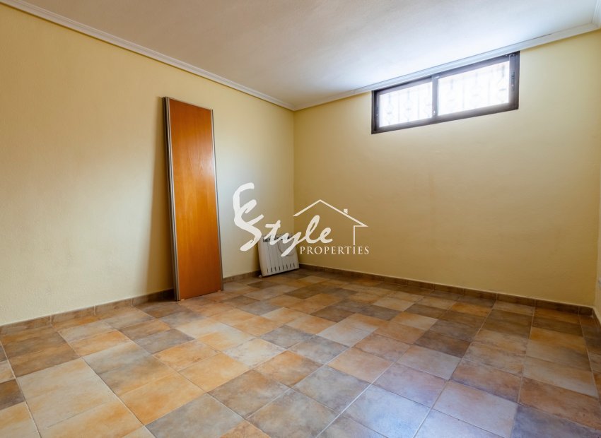 Resale - Villa - Villamartin, Orihuela Costa - Villamartin