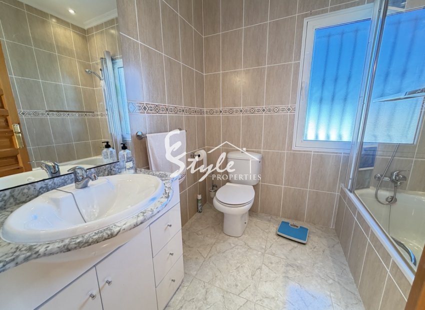 Resale - Villa - Villamartin, Orihuela Costa - Villamartin