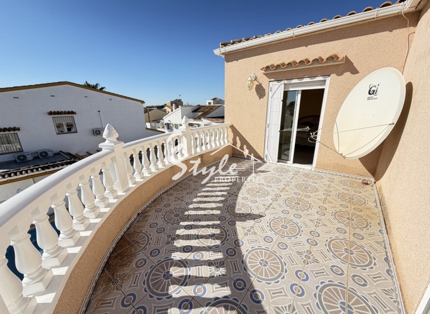 Resale - Villa - Villamartin, Orihuela Costa - Villamartin