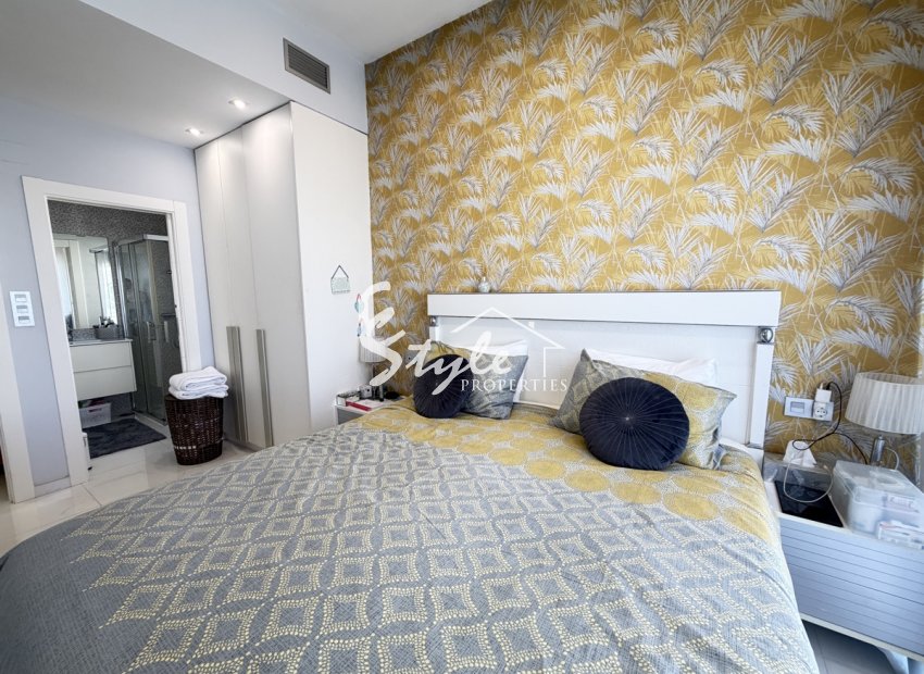 Resale - Villa - Villamartin, Orihuela Costa - Villamartin