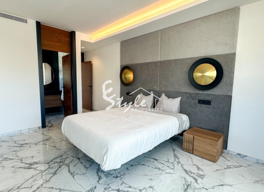 Resale - Villa - Villamartin, Orihuela Costa - Villamartin