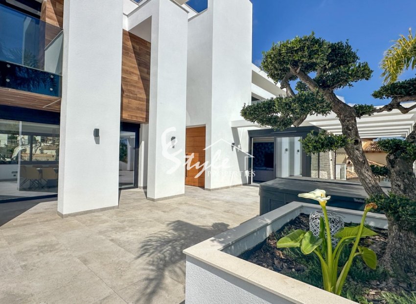 Resale - Villa - Villamartin, Orihuela Costa - Villamartin