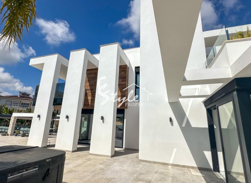 Resale - Villa - Villamartin, Orihuela Costa - Villamartin