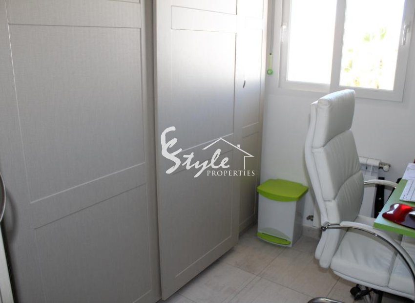 Resale - Villa - Villamartin, Orihuela Costa - Villamartin