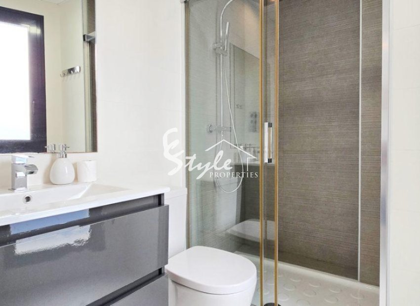 Resale - Villa - Villamartín - Villamartin