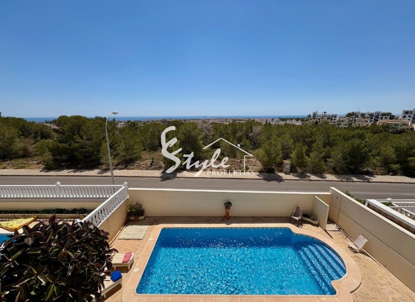 Resale - Villa - Villamartín - Villamartin
