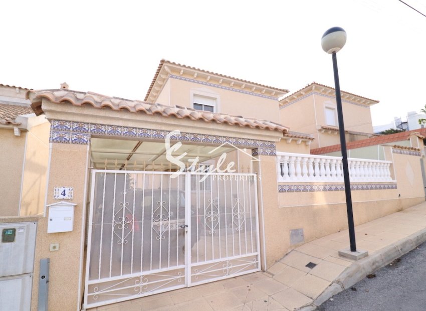 Resale - Villa - Villamartín - Villamartin