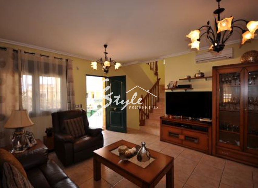 Resale - Villa - Villamartin