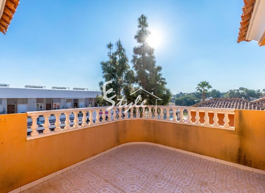 Resale - Villa - Villamartin