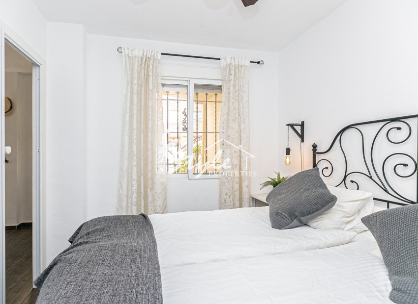 Reventa - Adosado - Torrevieja - Torretas