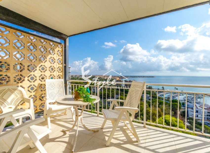 Reventa - Apartamento - Campoamor