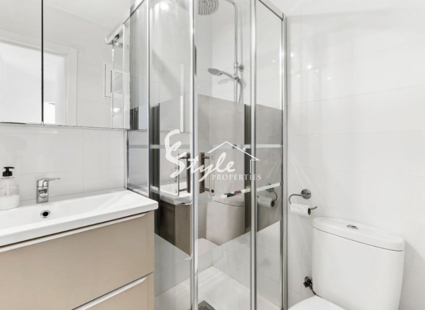 Reventa - Apartamento - Campoamor