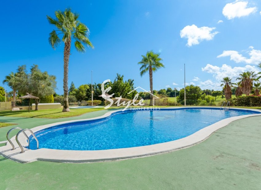 Reventa - Apartamento - Campoamor