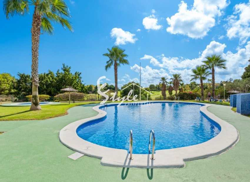 Reventa - Apartamento - Campoamor