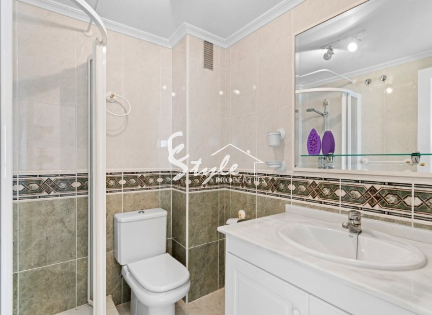 Reventa - Apartamento - Campoamor