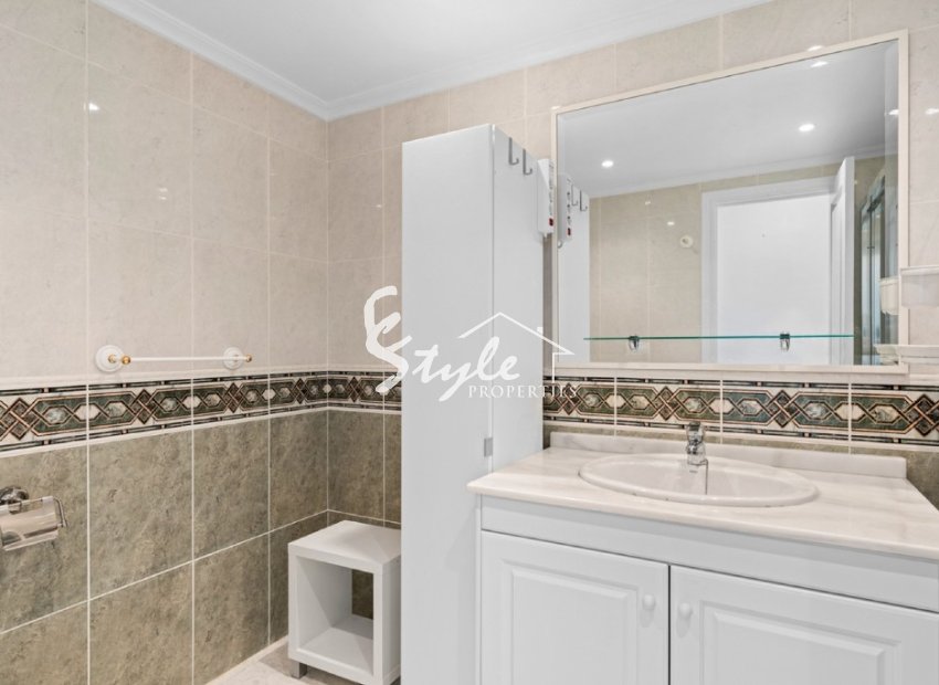 Reventa - Apartamento - Campoamor