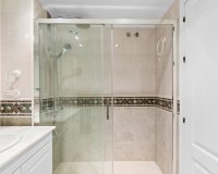 Reventa - Apartamento - Campoamor