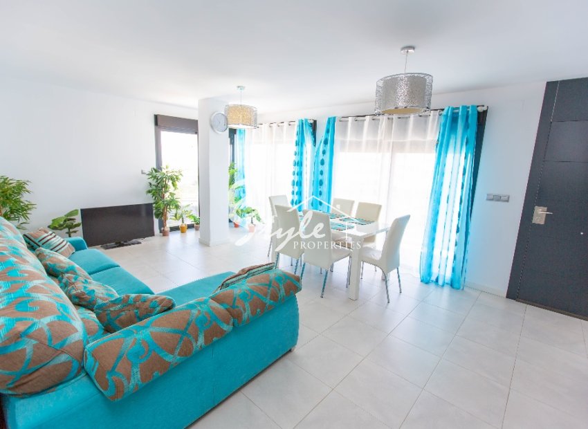 Reventa - Apartamento - Campoamor